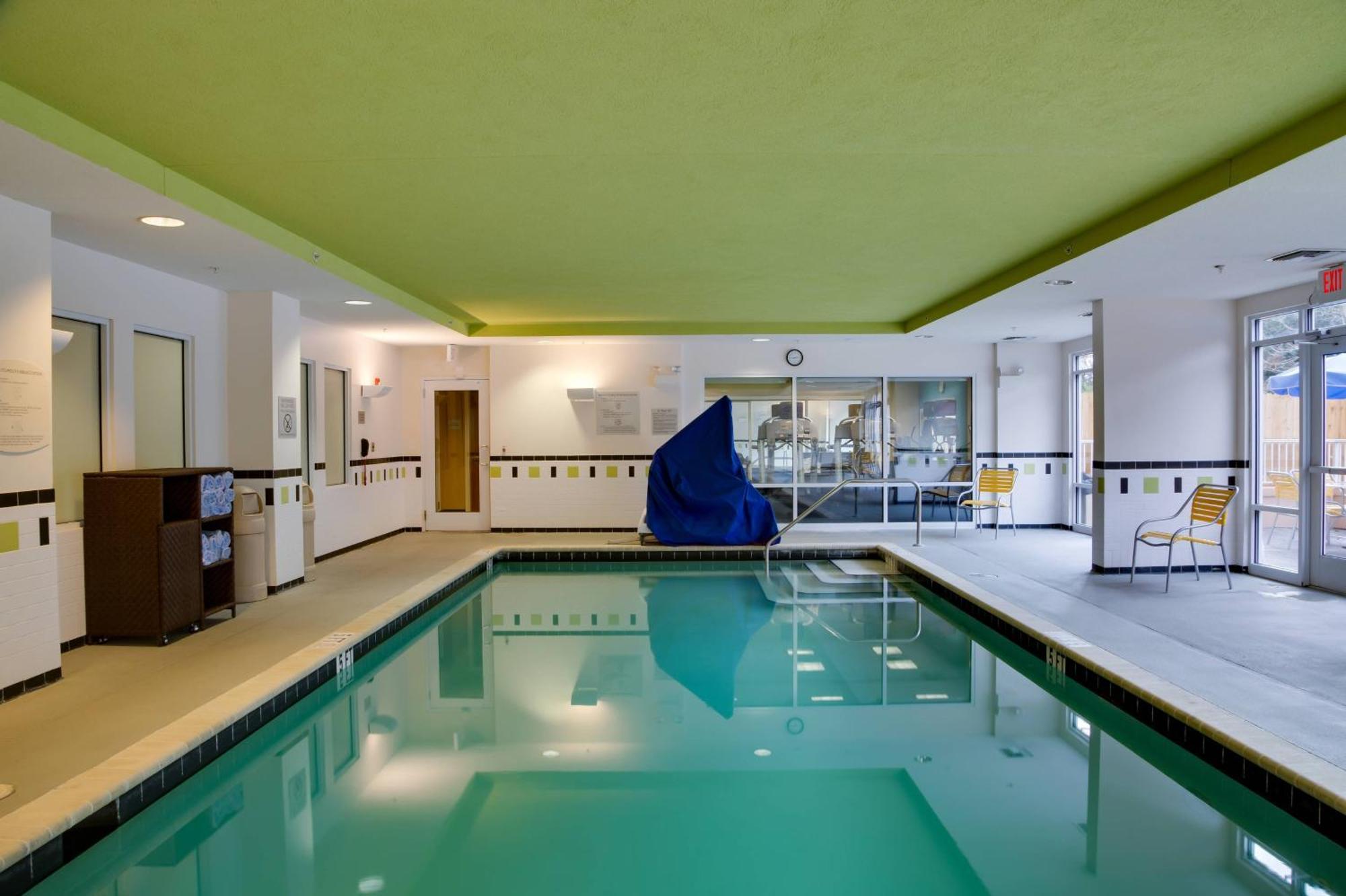 Fairfield Inn & Suites Lake City Bagian luar foto