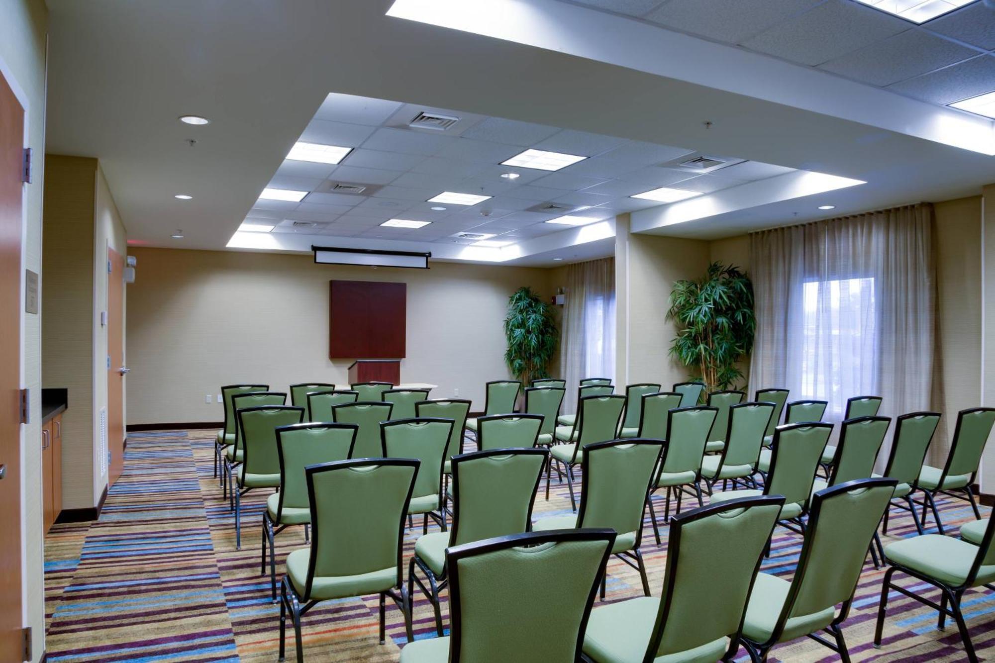 Fairfield Inn & Suites Lake City Bagian luar foto