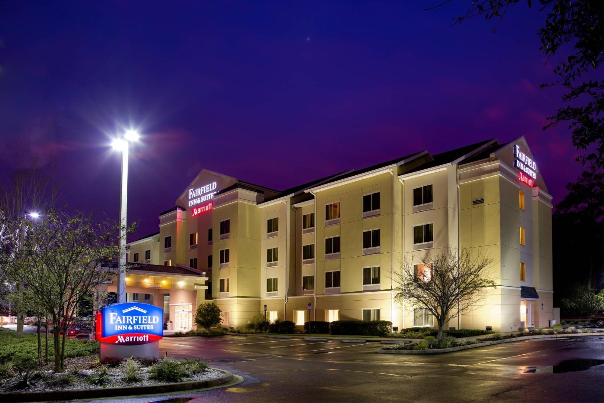 Fairfield Inn & Suites Lake City Bagian luar foto