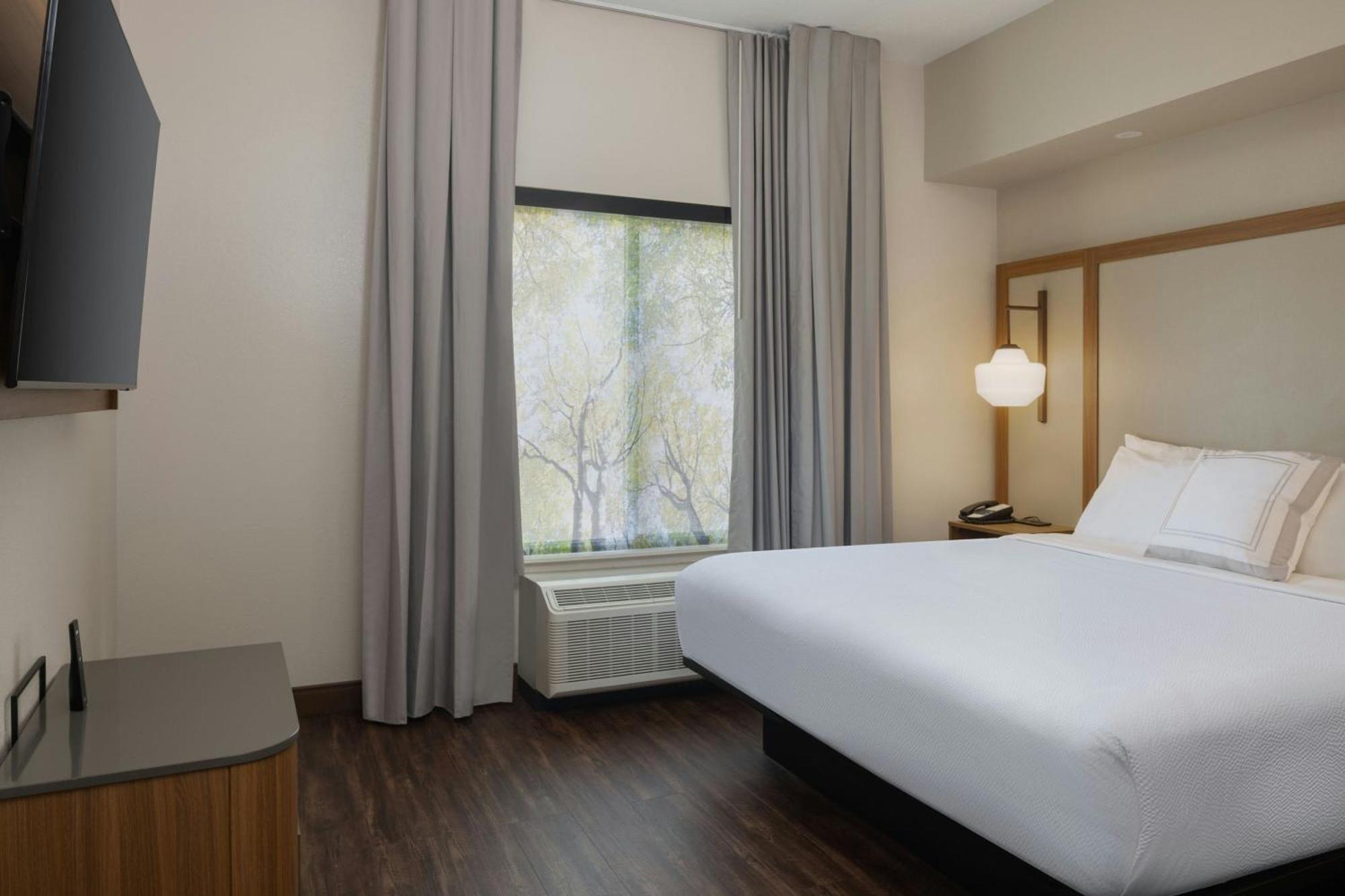 Fairfield Inn & Suites Lake City Bagian luar foto