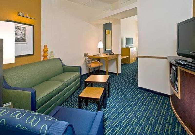 Fairfield Inn & Suites Lake City Bagian luar foto
