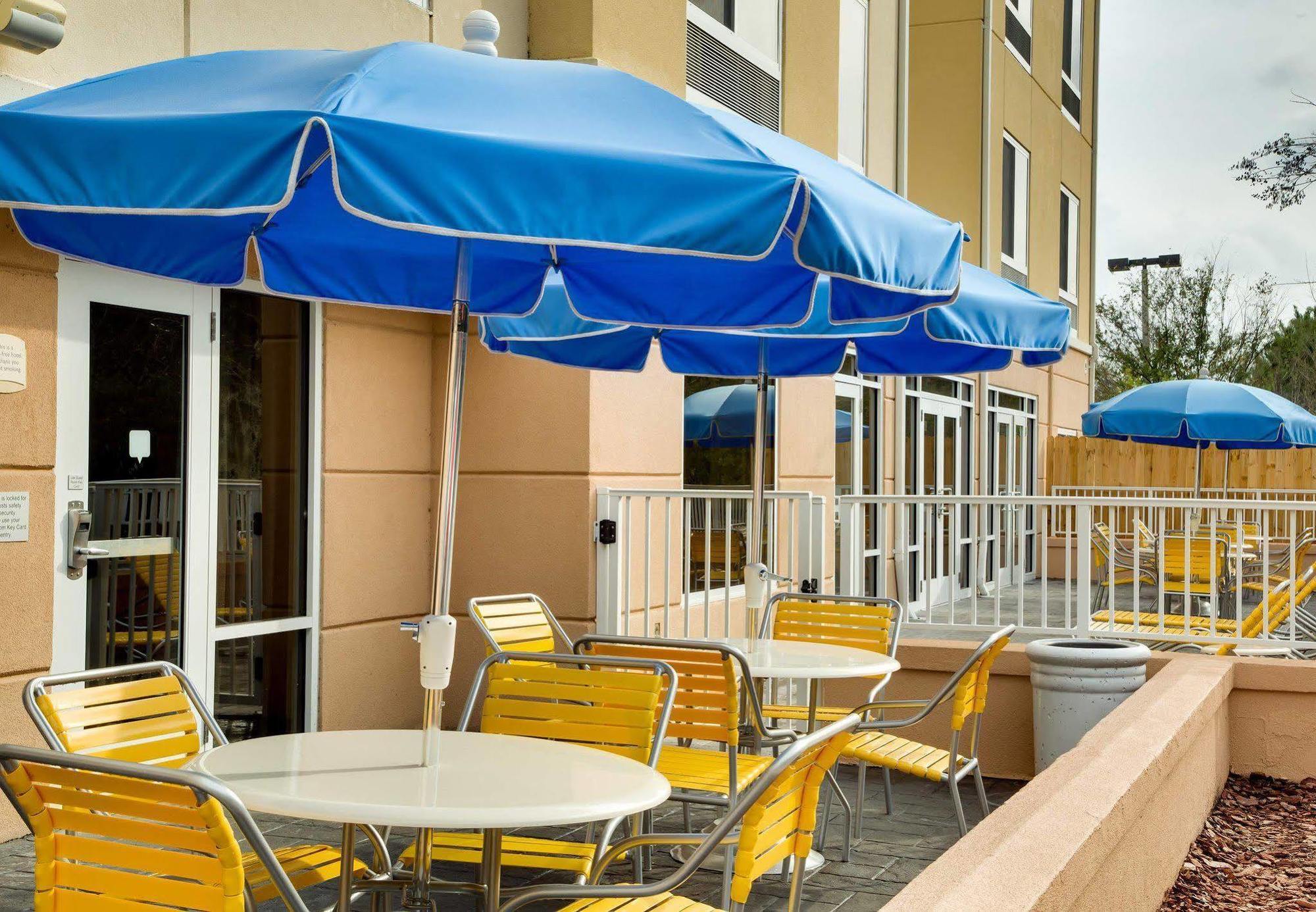 Fairfield Inn & Suites Lake City Bagian luar foto
