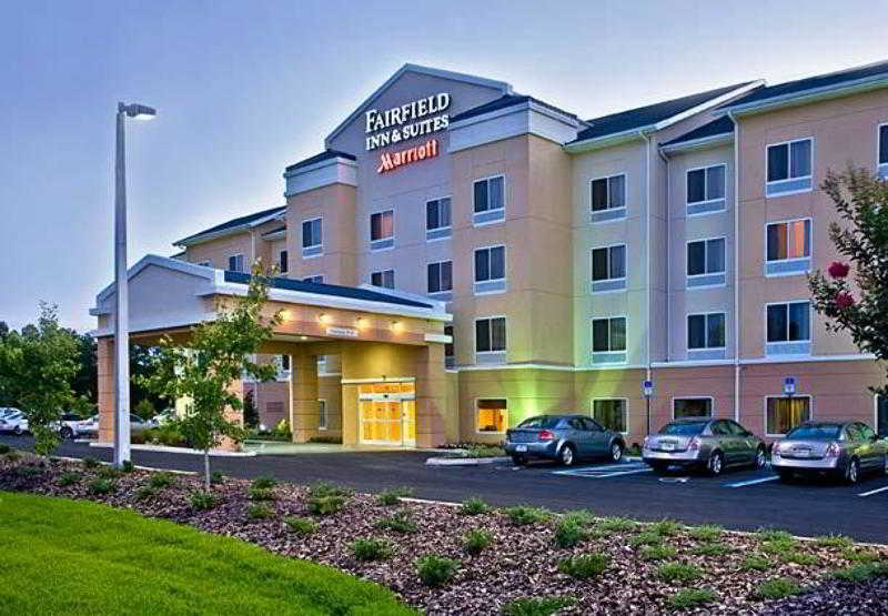 Fairfield Inn & Suites Lake City Bagian luar foto